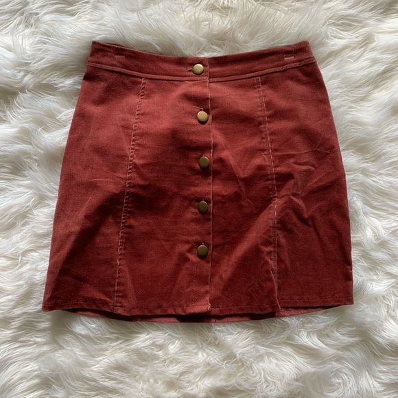 RUST CORDUROY SKIRT SIZE S CHARLOTTE RUSSE - Picture 2 of 3